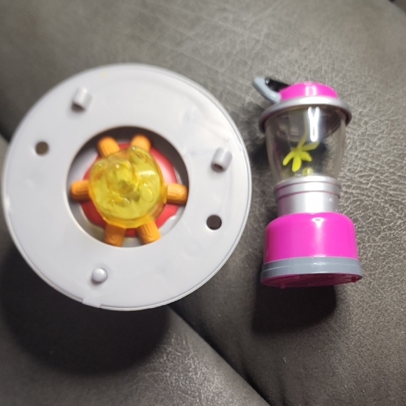 18in doll Pink and Gray Toy Lantern with mini fake fire - Picture 1 of 3